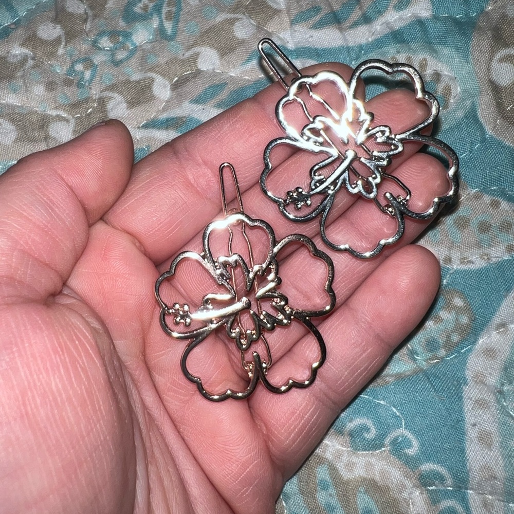 Hibiscus Flower hair pin